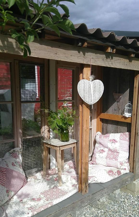 Bnb Entensee Uznach Bagian luar foto